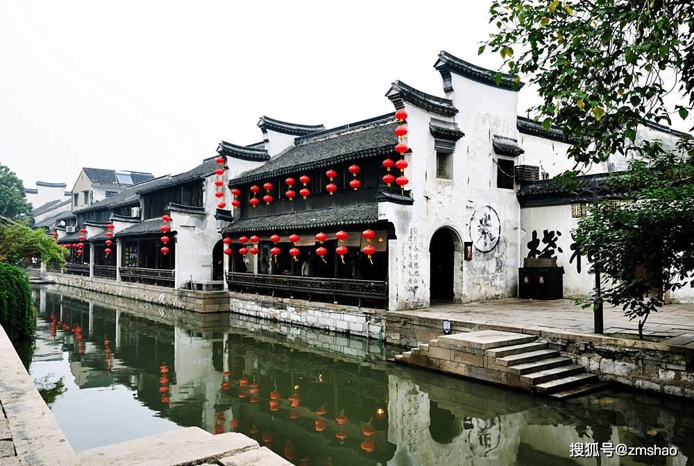 逃出上锁的现代房间7